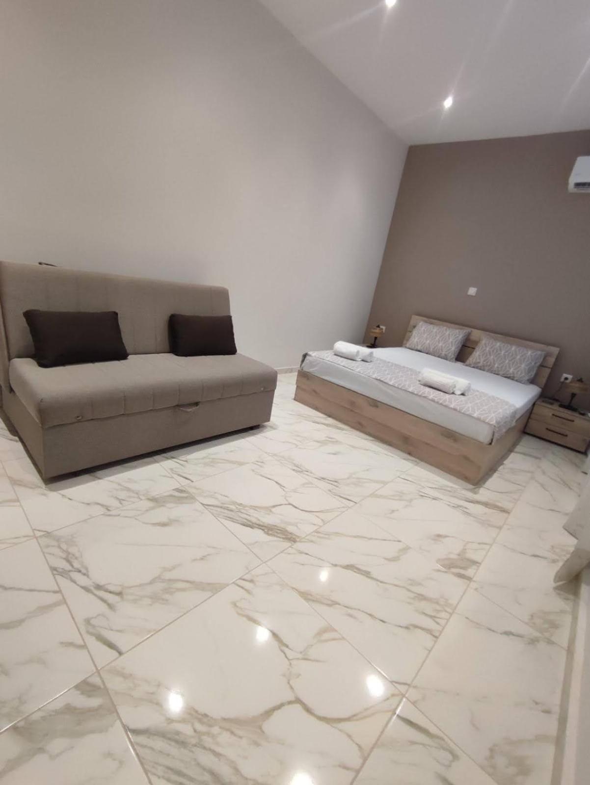 Konstantina's Apartment *